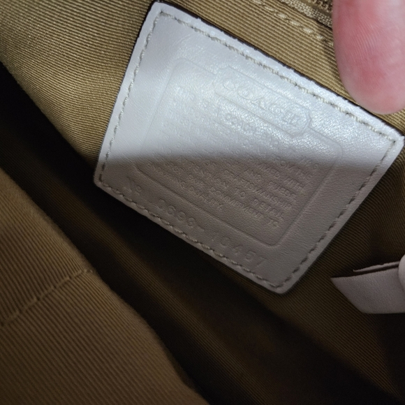 Limited Edition Coach Hampton Patchwork Y2K Small Bag - Picture 9 of 9